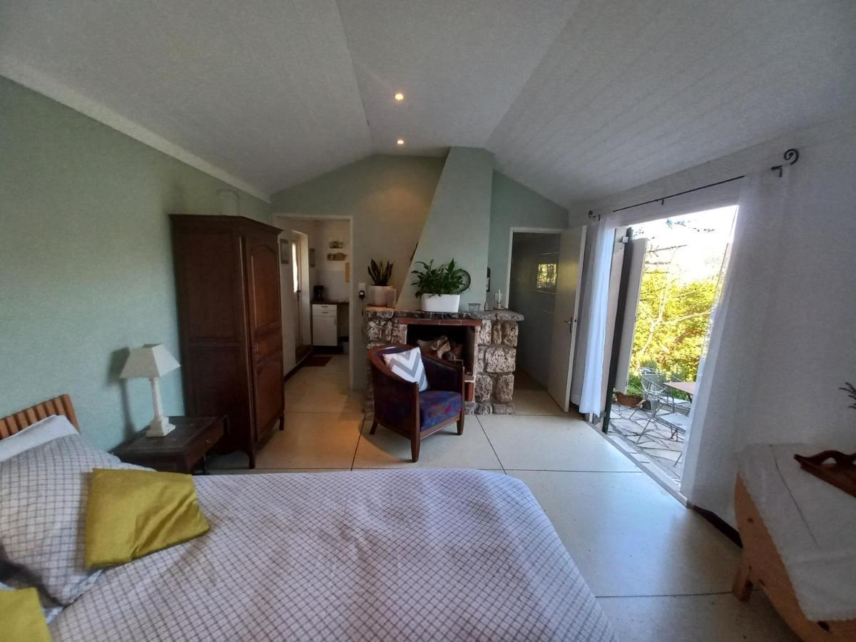 Studio Apartment In Bargemon Exterior photo