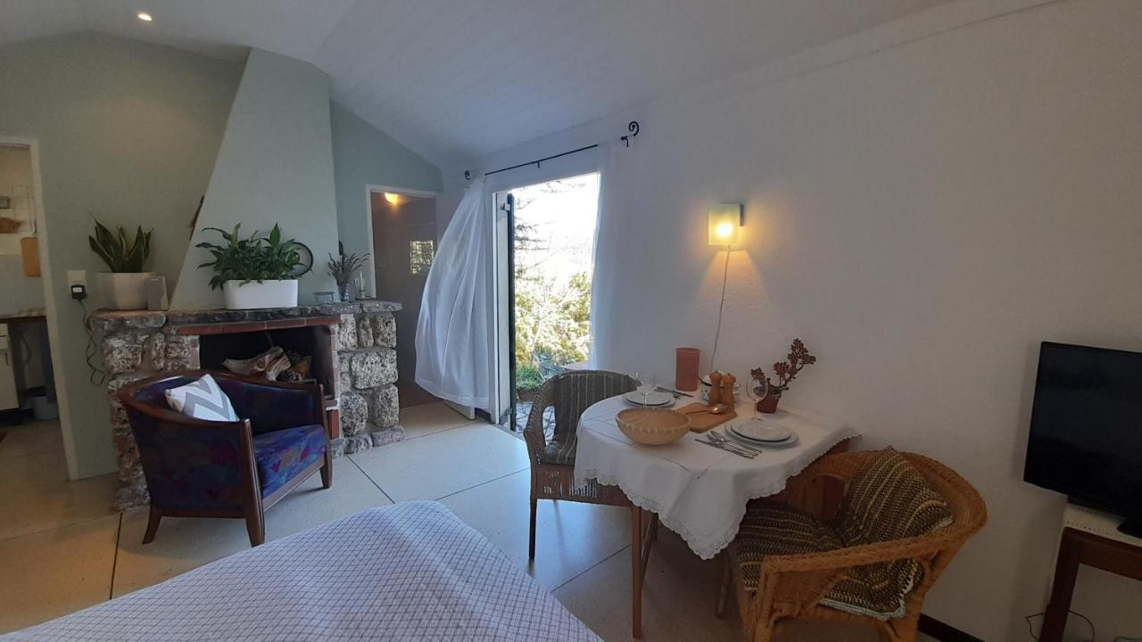 Studio Apartment In Bargemon Exterior photo